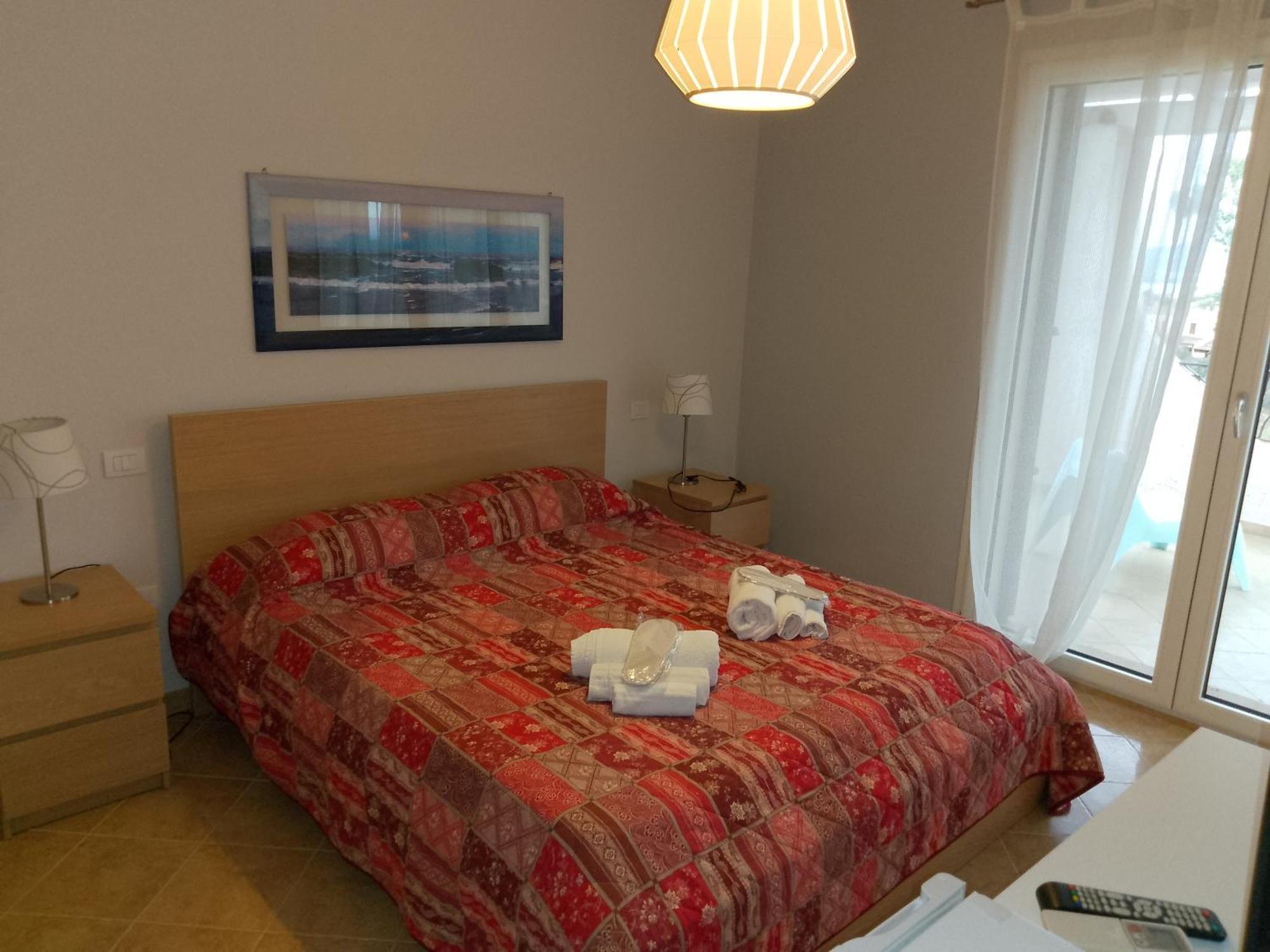 Villa Florida - Prestige Exclusive Rooms & Luxury Villas 圣特奥多罗 外观 照片